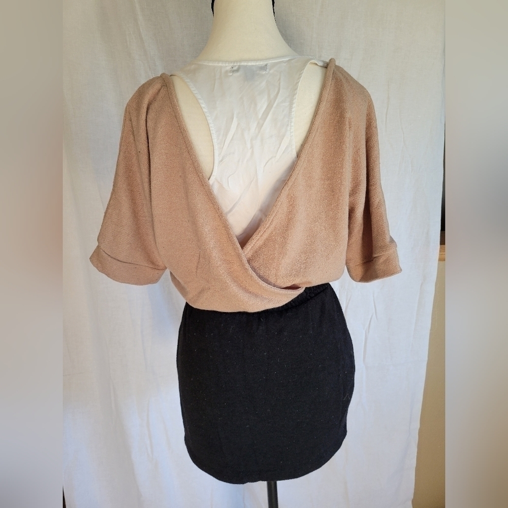 XOXO tan & black color block peek-a-boo tank batwing rivet neckline mini dress S - Picture 6 of 8